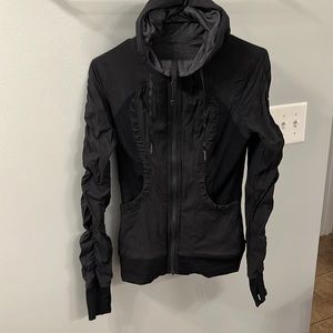 Lululemon REVERSIBLE black and grey hoodie, size 4